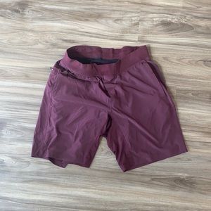 Size L Lululemon shorts (Lined)